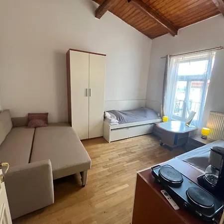 The Moon Apartment, Old Town Praga