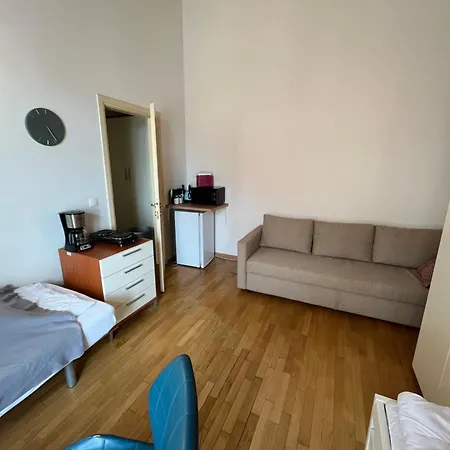 The Moon Apartment, Old Town Διαμέρισμα